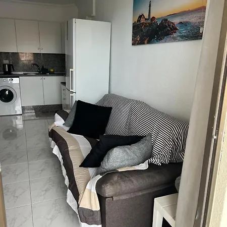 Castle Harbour Апартаменты Лос Кристианос